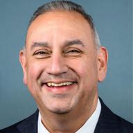 Gil Cisneros